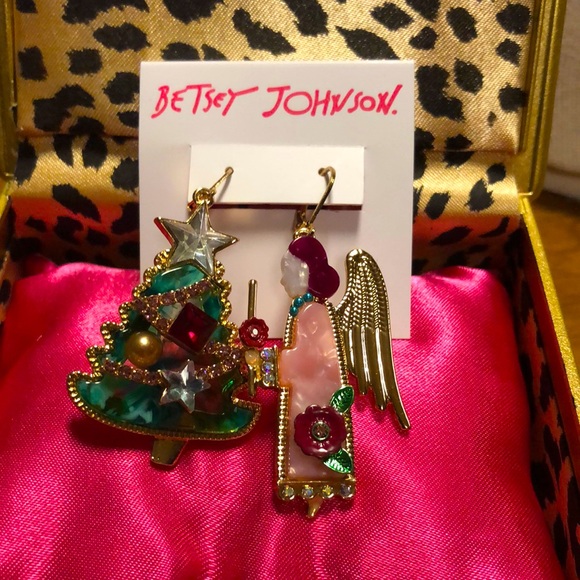 NWT Beautiful Betsey Johnson Sparkly Rhinestone Christmas Holy Night Earrings - Picture 1 of 8
